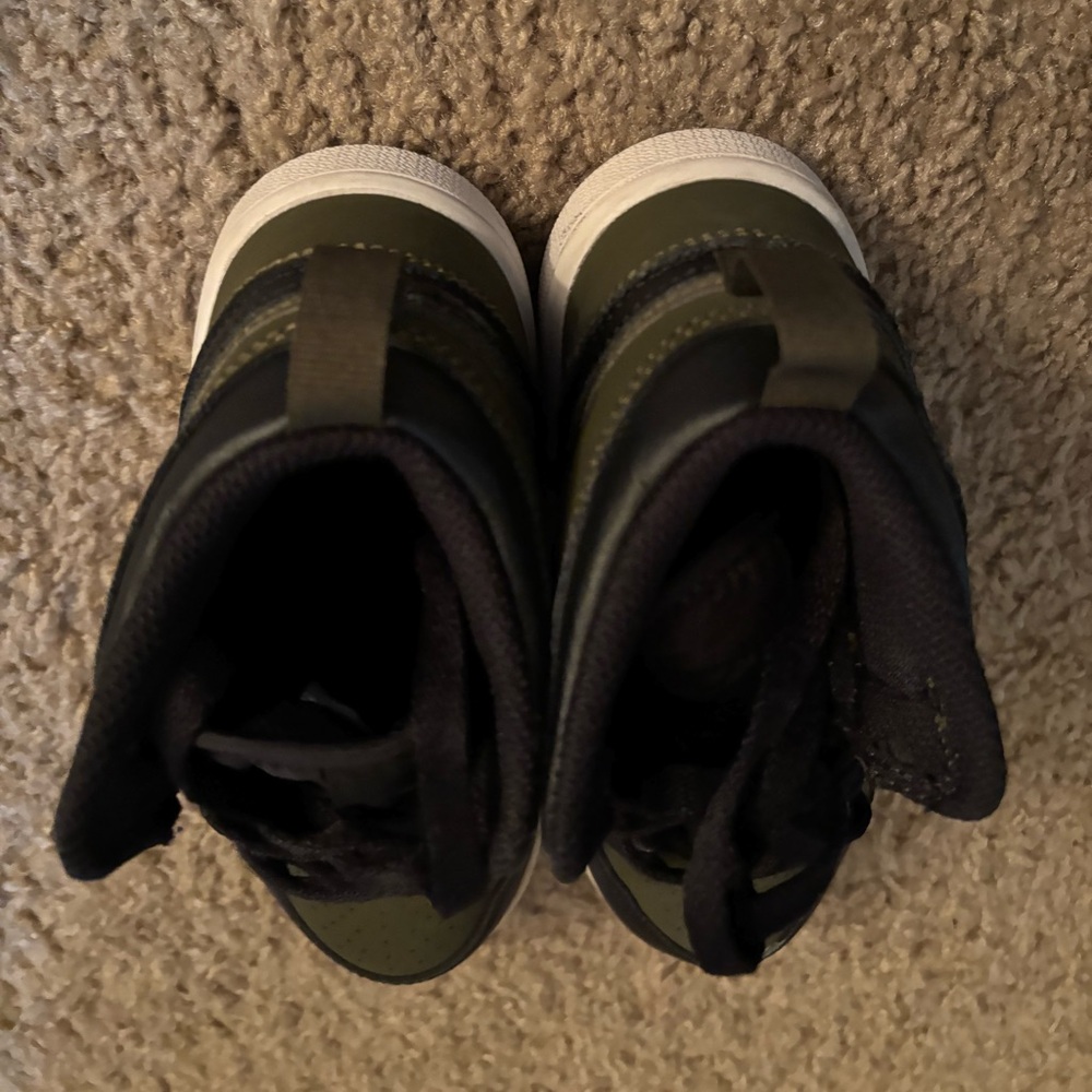 Nike Green Kids Shoes